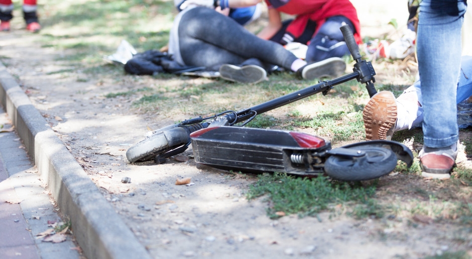 "Rosto Escaldado". Médicos Aterrorizados: 50% dos Prontos-Socorros são Acidentes de Scooter