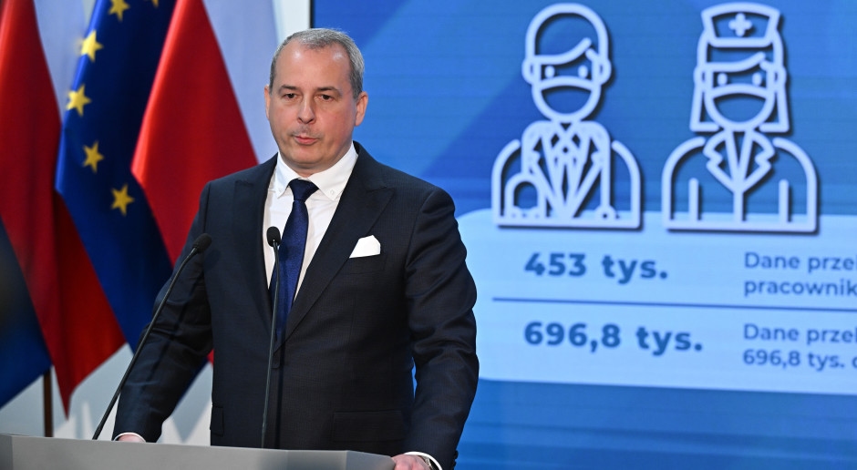 Płace lekarzy i pielęgniarek. Prezes AOTMiT: 95 proc. zarabia na poziomie ustawowego minimum