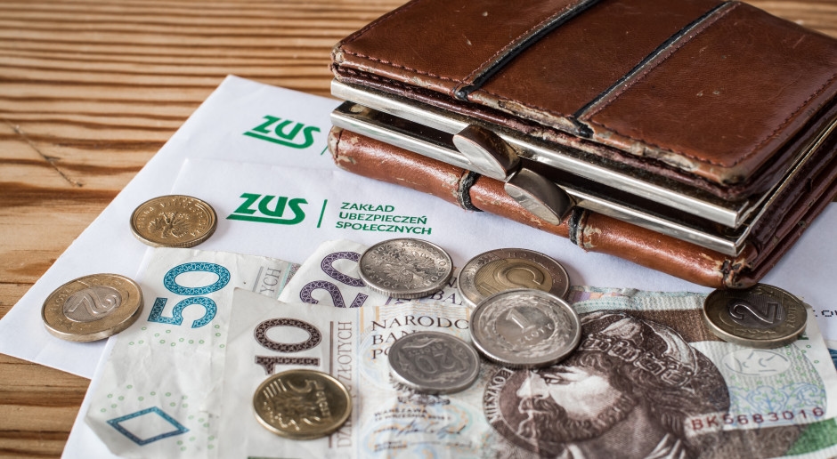 370 PLN al mes. 715.000 polacos ya han recibido la nueva prestación.