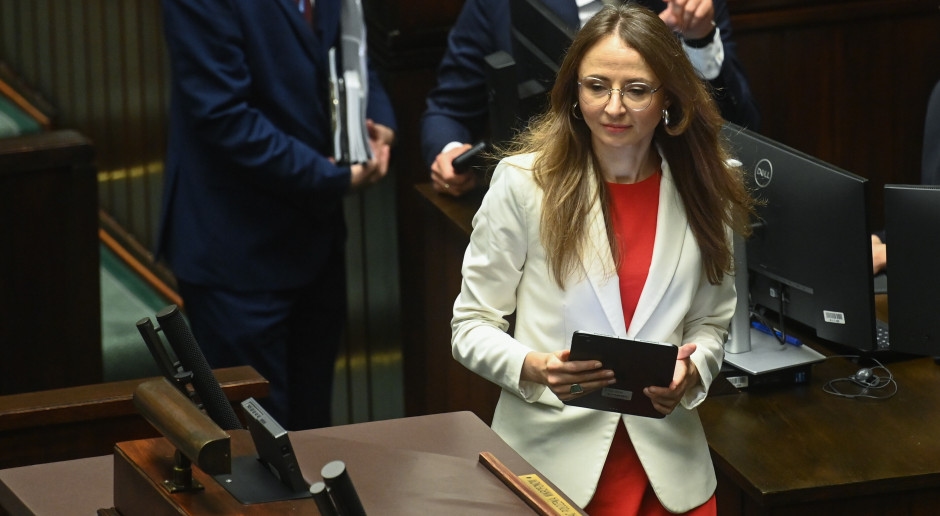 El fin de la obligación universal para jubilados y pensionistas. Un cambio revolucionario.