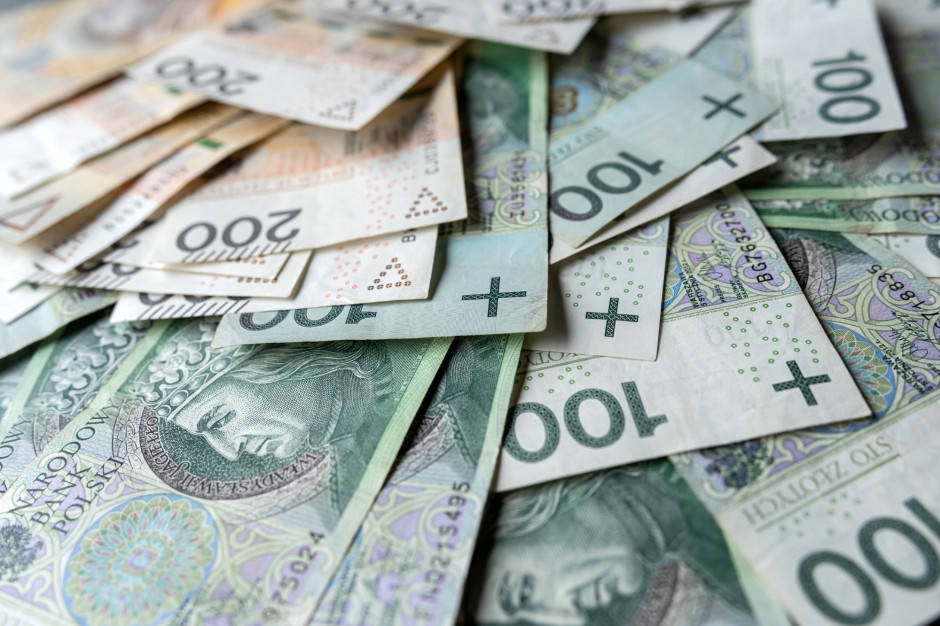Die Zahlungen beginnen am 2. Juni. 3.382 PLN pro Monat, unabhängig vom Einkommen