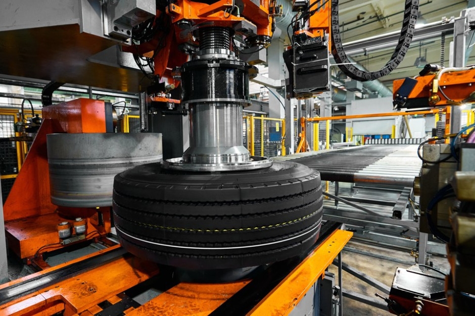 The tire giant will lay off all its employees here