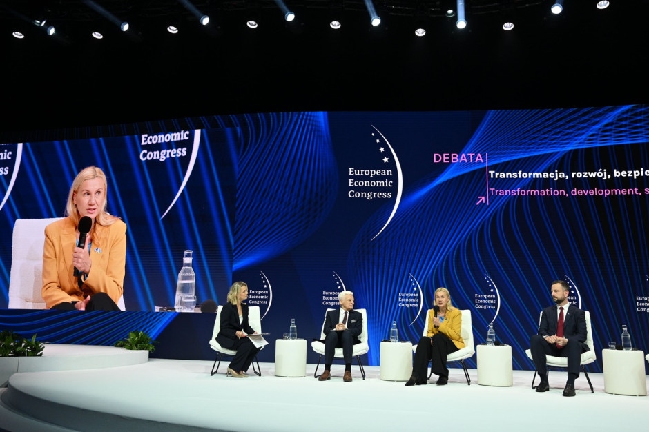 Temos um conjunto completo de conclusões do Congresso Económico Europeu