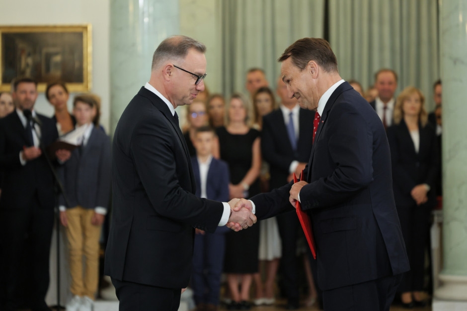 Il governo ha ora una nuova composizione. Il presidente Andrzej Duda ha apportato modifiche al Consiglio dei ministri.