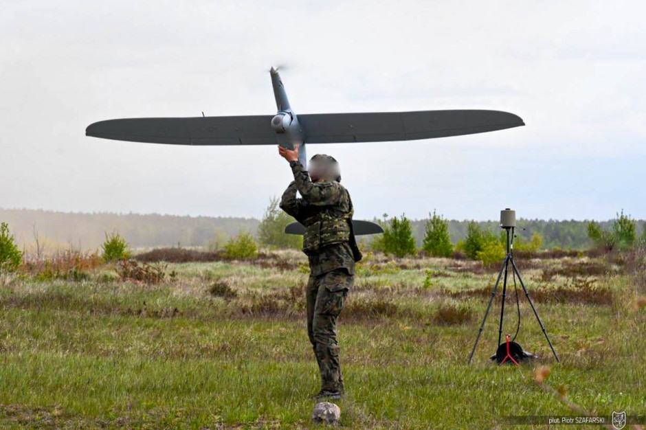 Poolse fabrikant van vliegende drones gaat te land en ter zee. Premières volgen binnenkort.