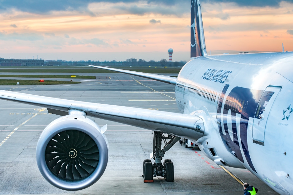 LOT está comprando nuevos aviones Airbus. El núcleo de sus motores se fabricará en Polonia.
