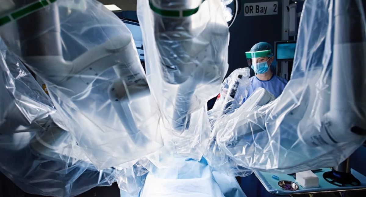 A revolution in surgery: da Vinci telesurgery connects Europe and the US