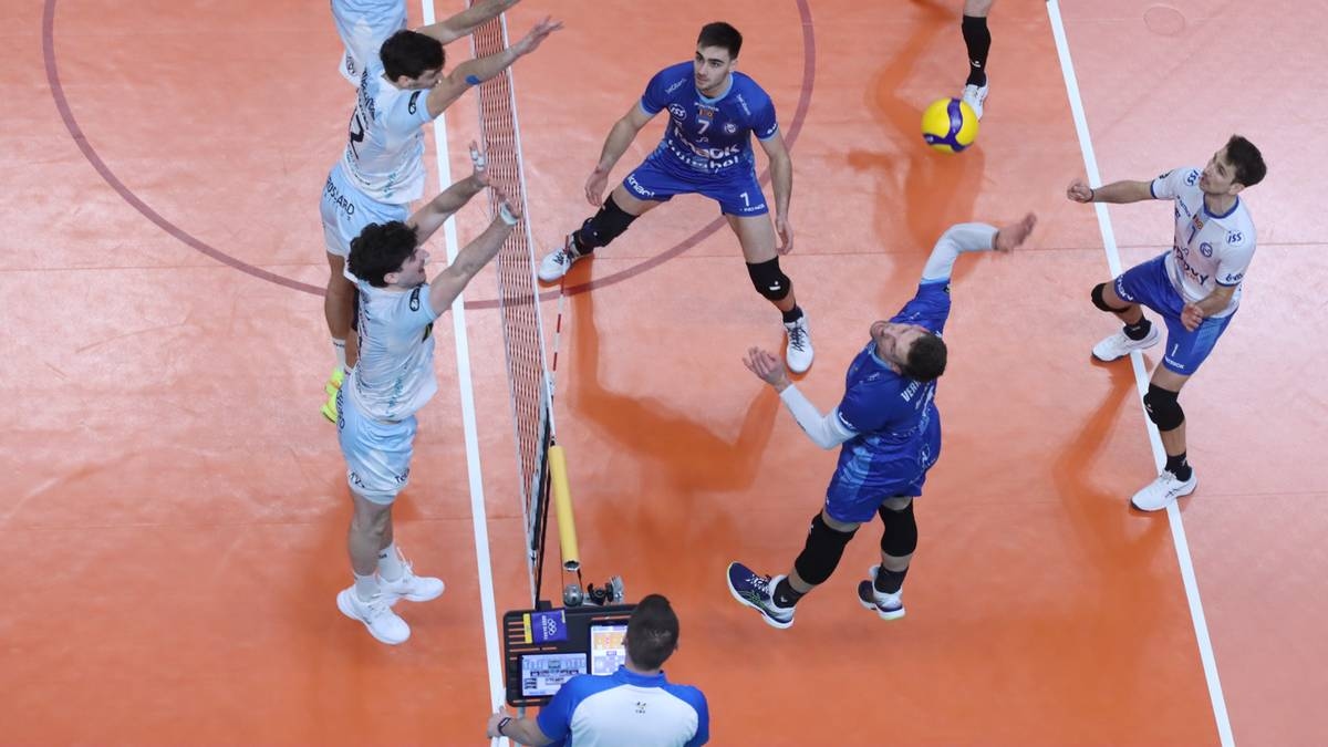 Puchar CEV siatkarzy: Tours VB - Knack Roeselare. Relacja live i wynik na żywo