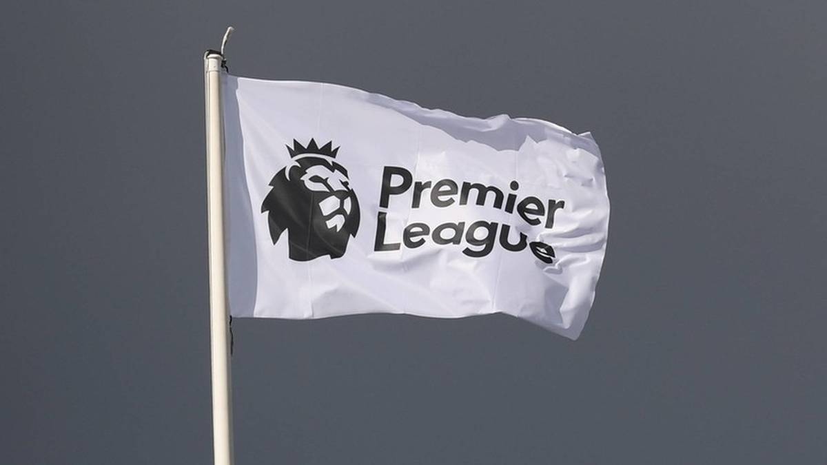 Another scandal in England: Premier League figure offered teenage girl money for sex