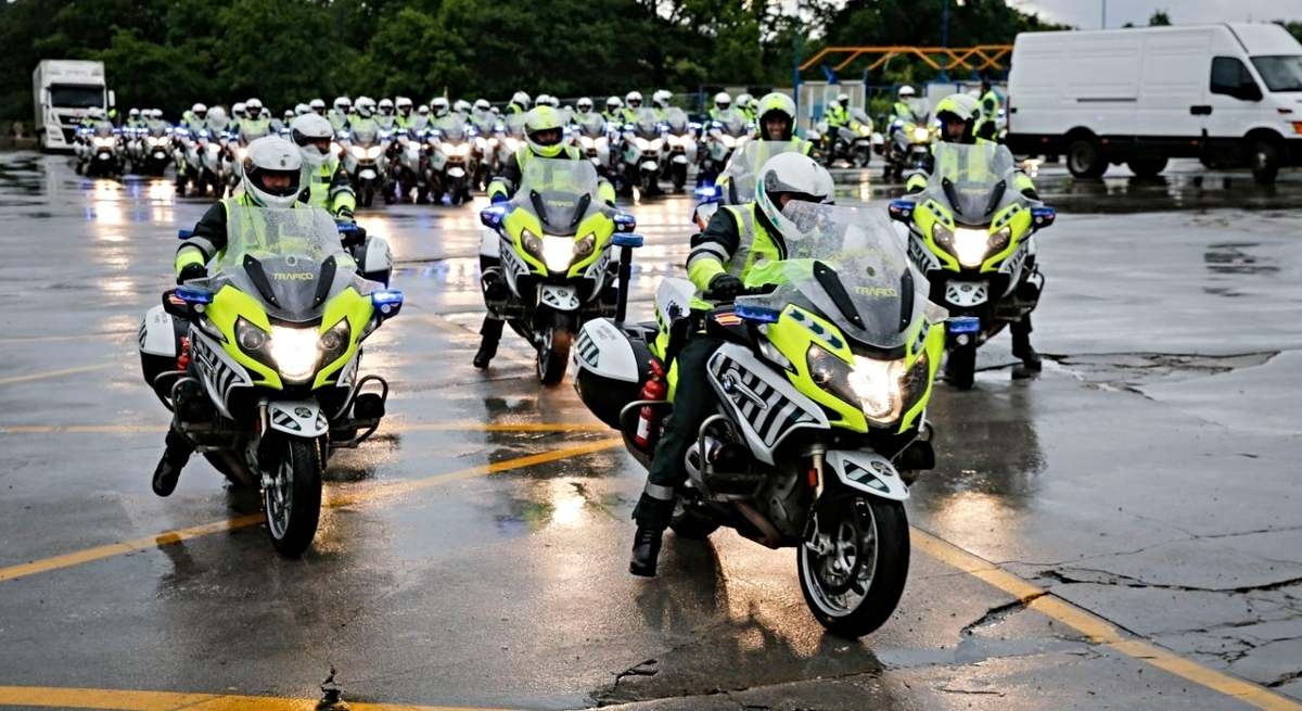 La DGT spende 3,1 milioni di euro per rinnovare l'equipaggiamento dei motociclisti della Guardia Civil.
