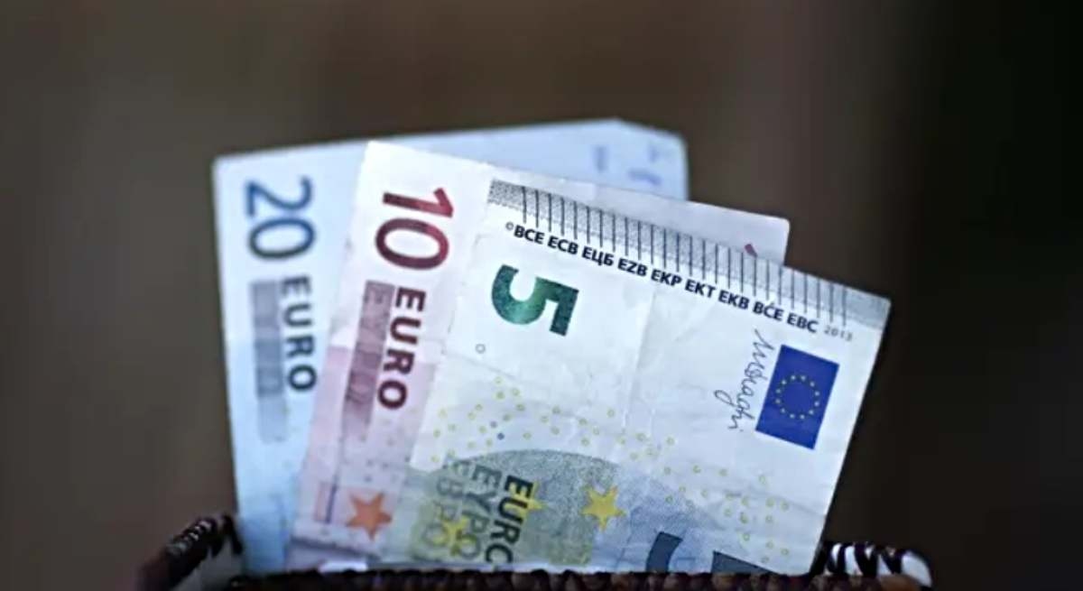 De activa van pensioenregelingen stegen in mei met € 2,1 miljard als gevolg van handelsbestanden.
