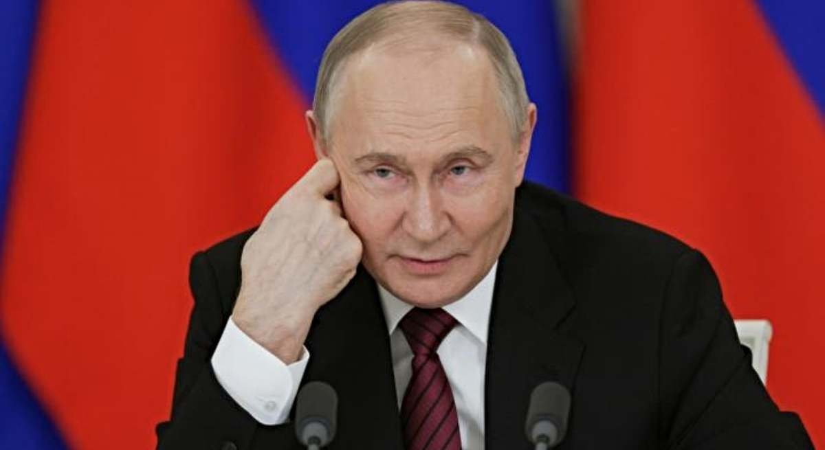 Putin proposes Ukraine resume peace talks "without preconditions" on May 15.