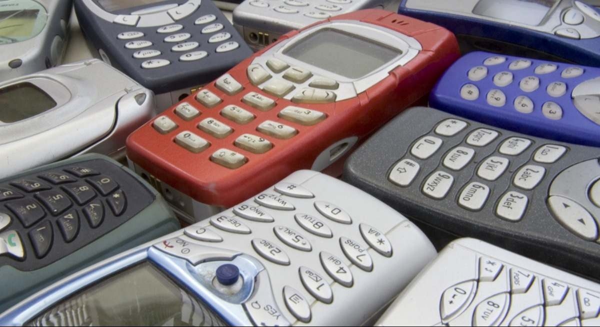 This is why you should bring a disposable phone on international trips.