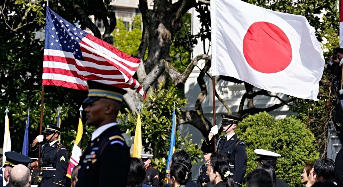 EEUU y Japón mantendrán consultas para "lograr un comercio justo y recíproco"