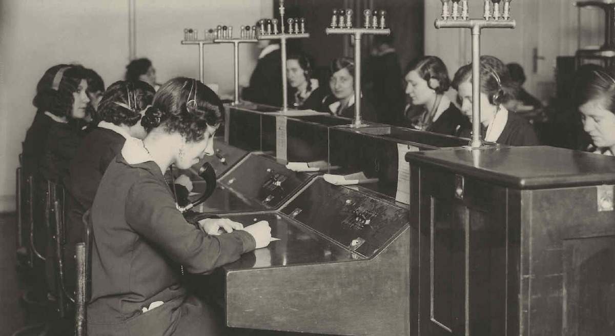 Così è nata la telefonia in Spagna: la storia di come una piccola cittadina dell'Estremadura ha rivoluzionato per sempre le comunicazioni.