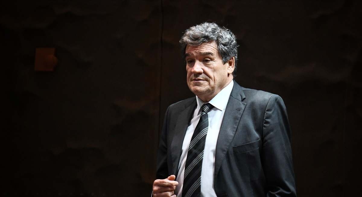 De Spaanse centrale bank verlaagt haar groeiverwachting in een onzekerder klimaat.