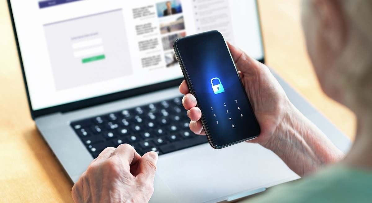 Ce Majorquin de 91 ans a commencé à étudier l'intelligence artificielle pour rester à la page : « L'IA sera comme la frappe au clavier ; tout le monde finira par l'utiliser. »