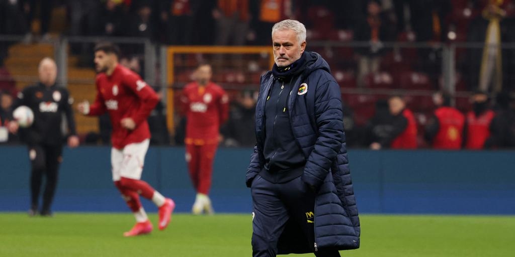 Galatasaray wird Mourinho wegen seiner Kommentare nach dem Derby verklagen: „Sie sind gesprungen wie Affen“