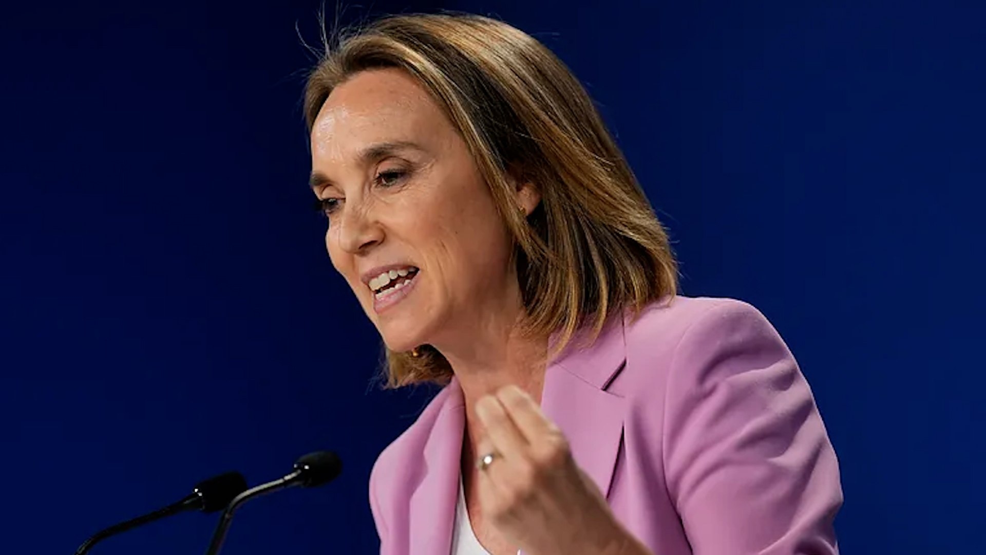 Cuca Gamarra asks Feijóo to replace her as General Secretary of the PP