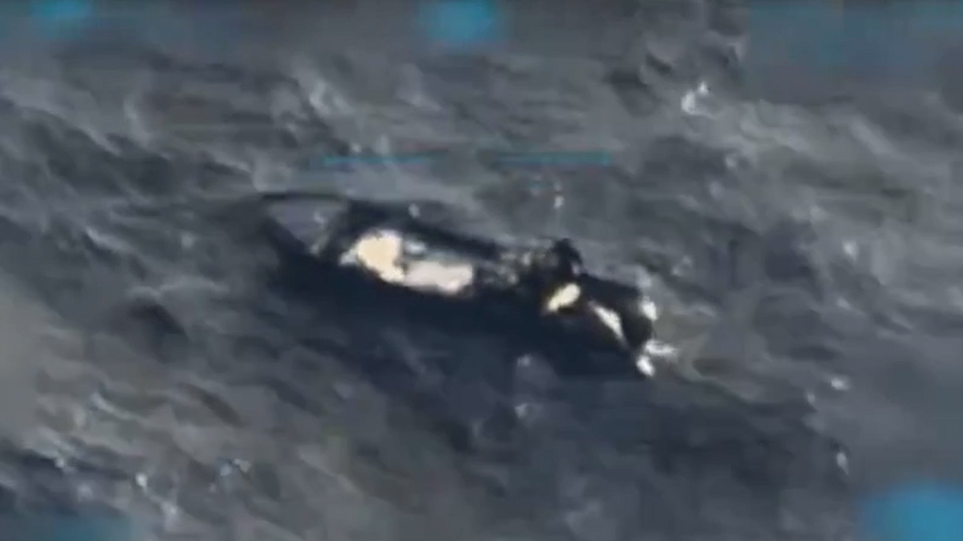 O ataque de Trump a um segundo barco de drogas aumenta as tensões entre os EUA e a Venezuela, e a Colômbia chama isso de "assassinato".