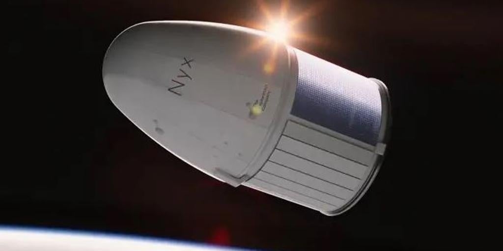 Une capsule spatiale contenant des restes humains s'écrase dans le Pacifique.