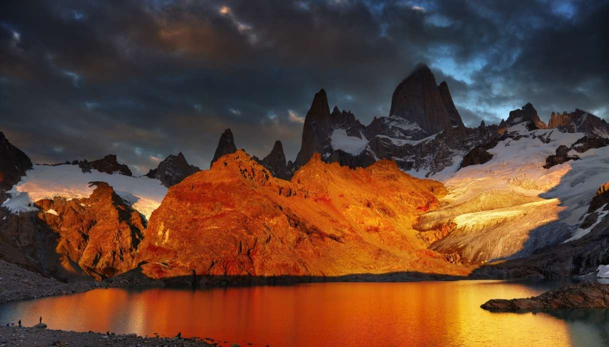 Fitz Roy, legendarna góra, która zmienia kolor w ciągu dnia