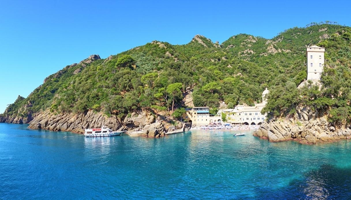 San Fruttuoso, la bahía secreta de Liguria con un “tesoro” en el fondo del mar