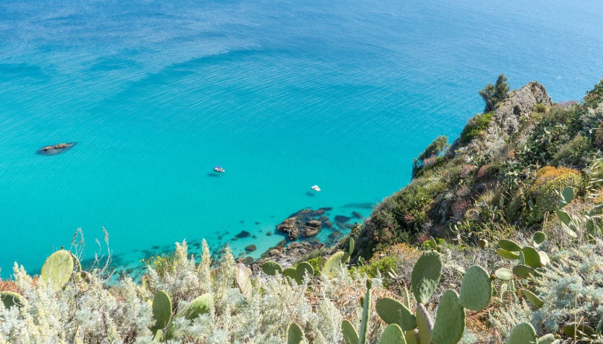 Calabria düşük maliyetli, plajlar ve harikalar arasında yaz tatilleri