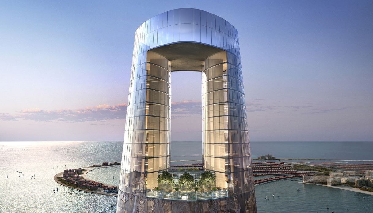 O hotel mais alto do mundo é inaugurado em Dubai, a cidade dos recordes.