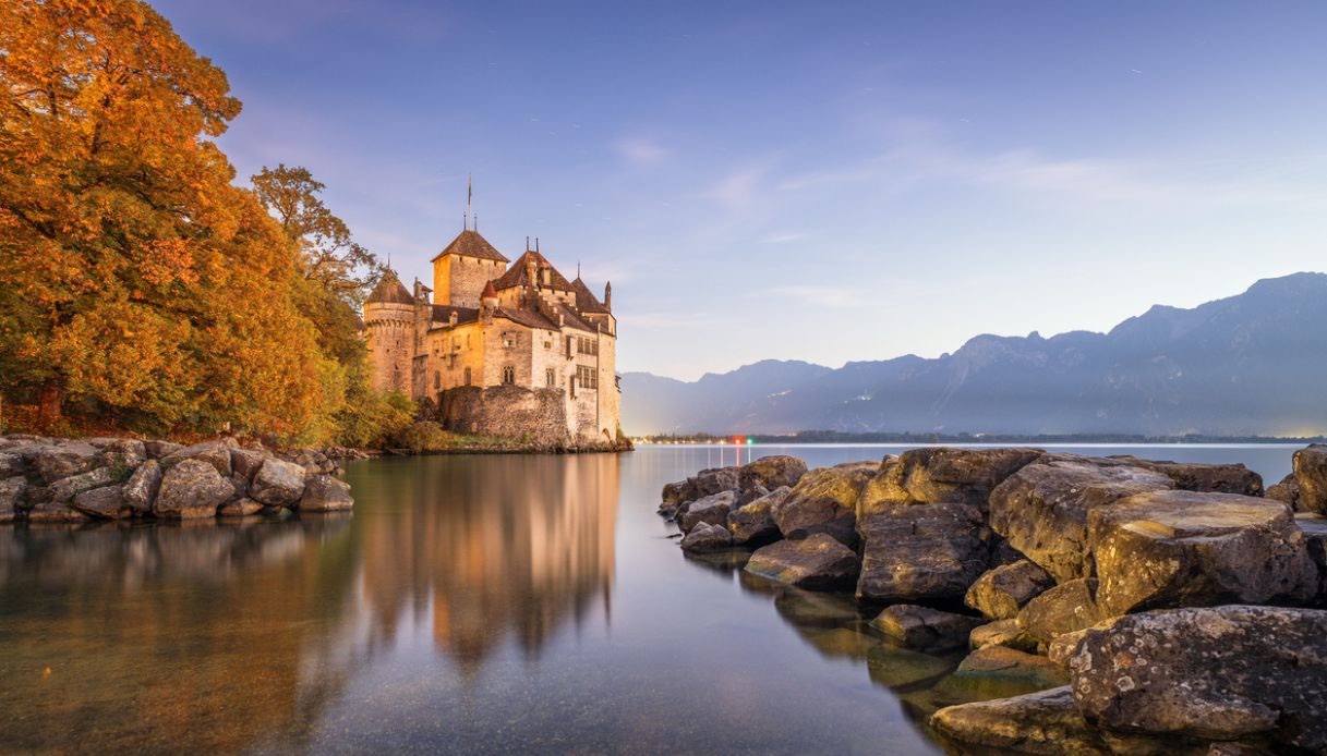 EasyJet's flash offer lets you discover the best destinations in Italy and Europe at discounted prices.