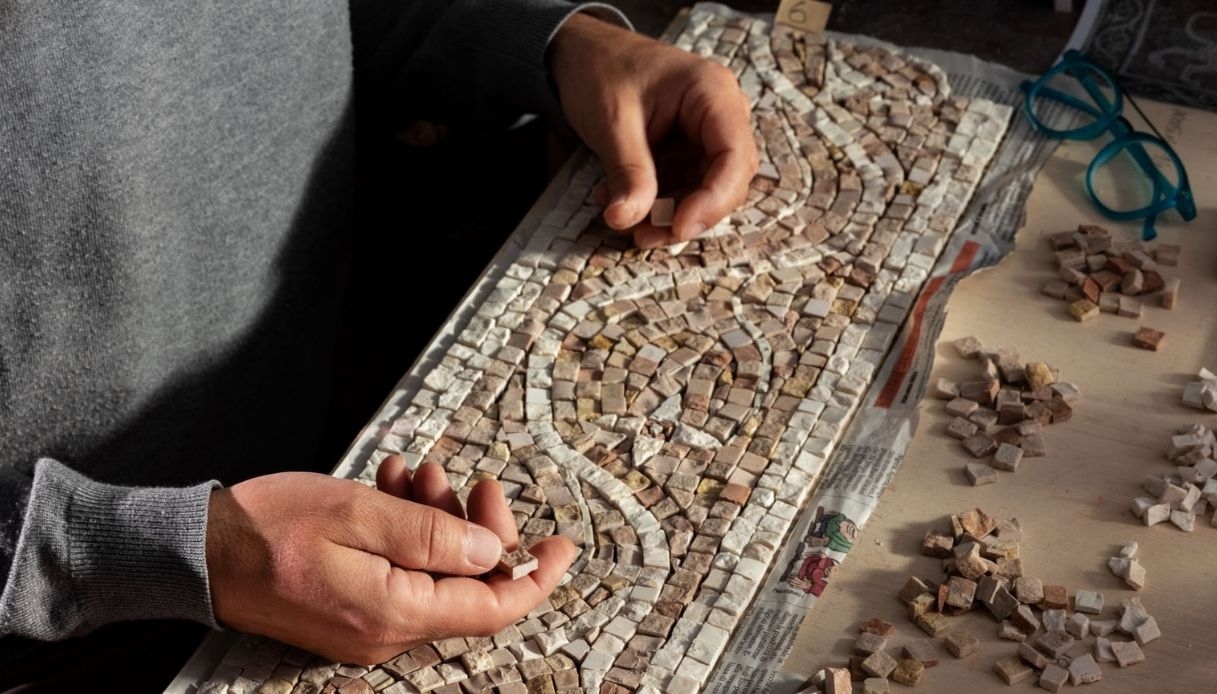 Roma, não apenas igrejas e locais históricos: o bairro de Ponte abriga um distrito de design, artesanato e arte.