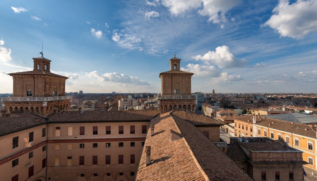 Вот 5 лучших недорогих направлений для празднования Нового года 2026 в Италии.