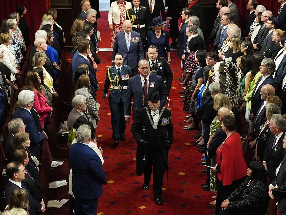 La cérémonie farfelue que le Canada a dû accomplir avant de laisser le roi parler