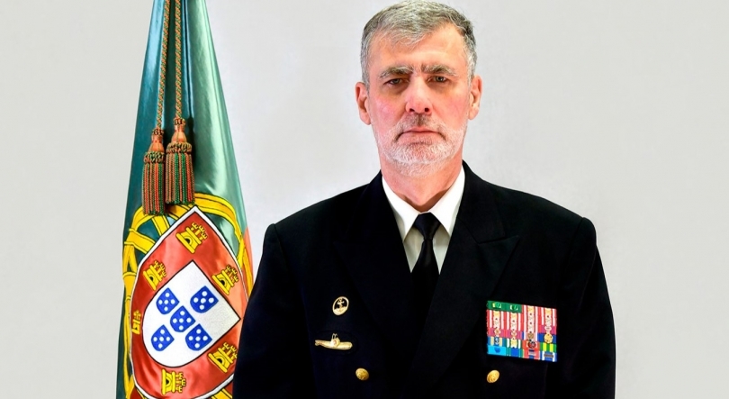 Gouveia e Melo se postula para Presidente de la República