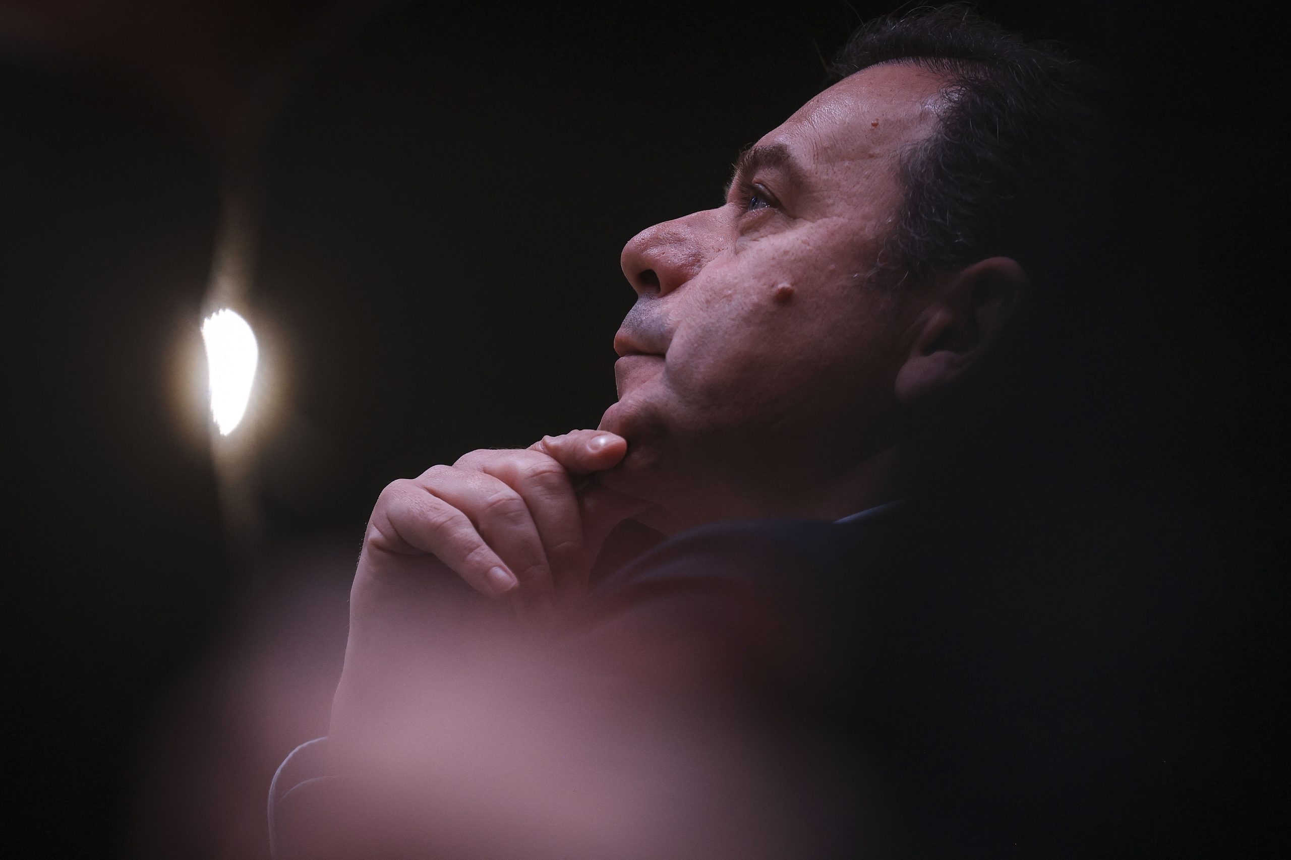 Het parlementslid wacht nog steeds op aanvullende documenten die zijn aangevraagd van Montenegro en Pedro Nuno Santos