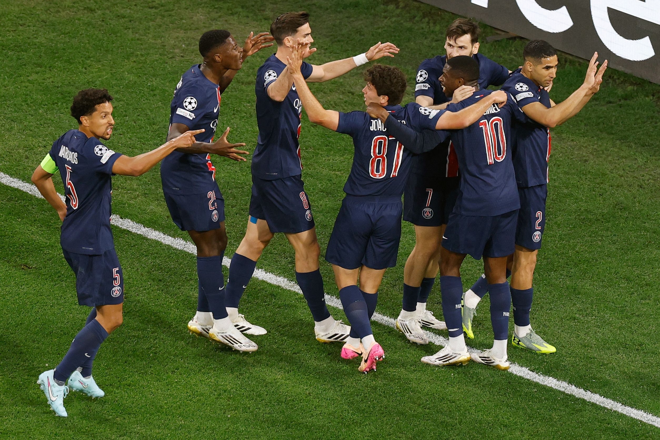 PSG verplettert Internazionale en wint Champions League