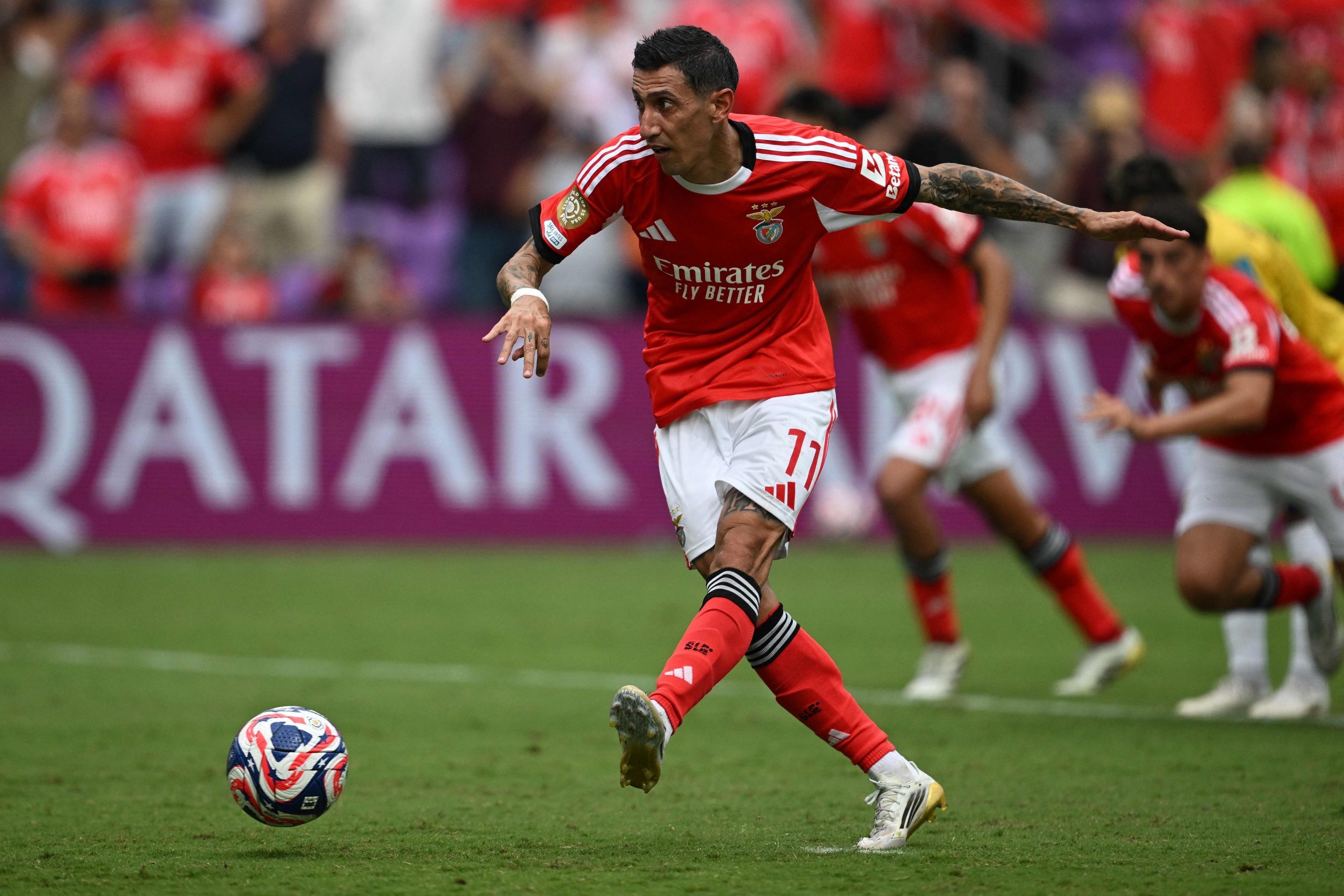 El Benfica golea al Auckland City por 6-0