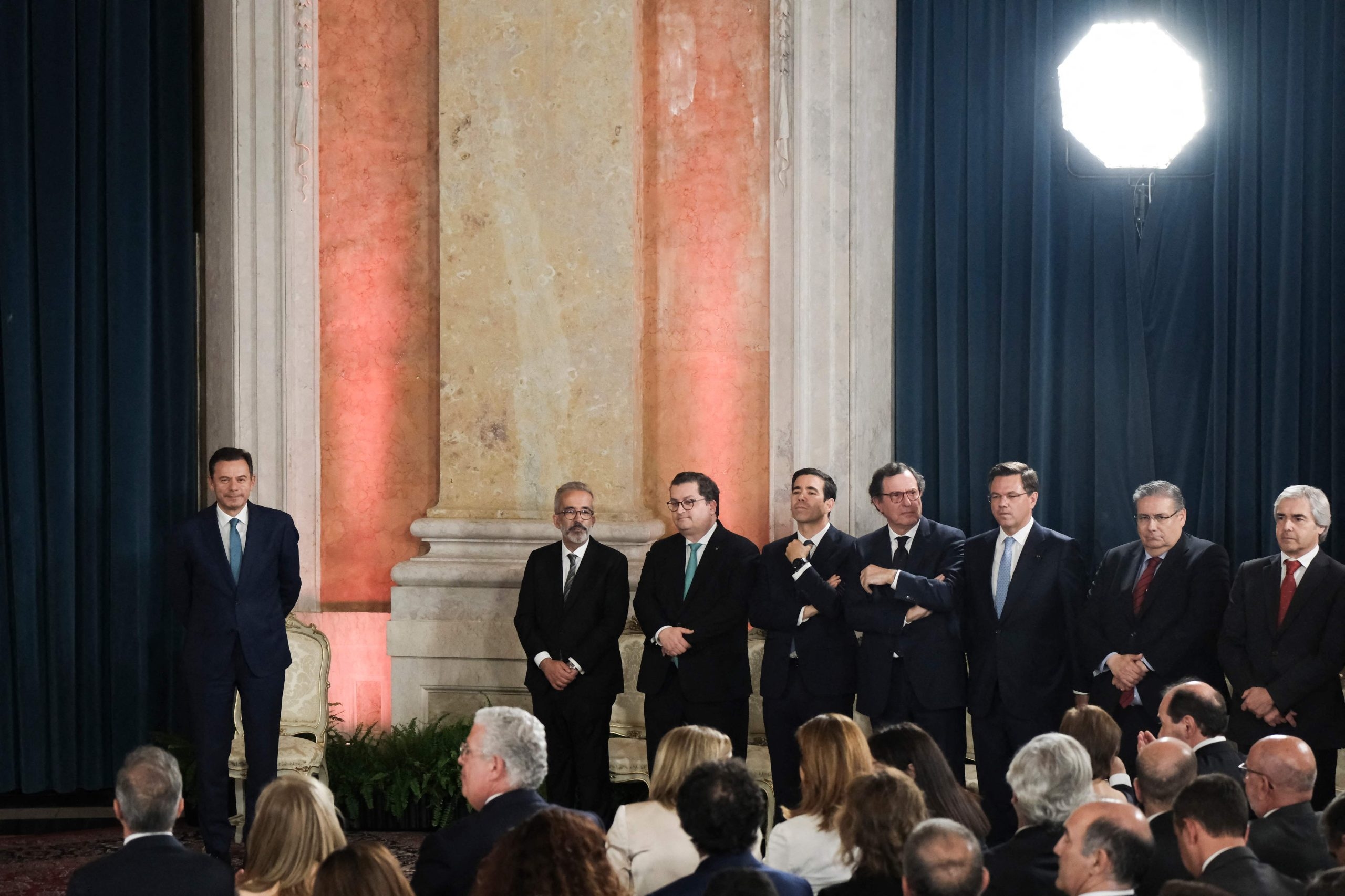 Il Montenegro vuole privatizzare i settori non essenziali e chiudere osservatori e fondazioni