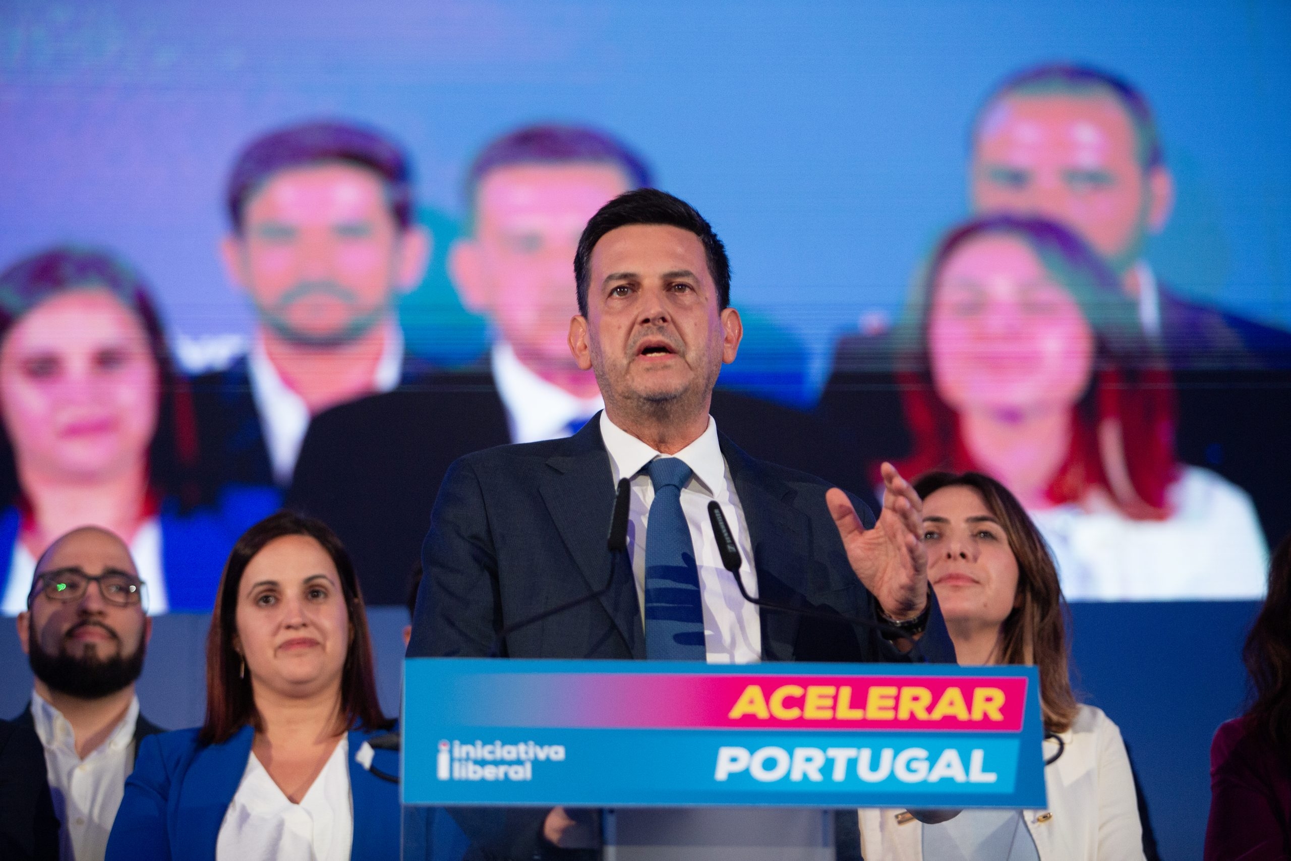 IL. Solicitud de aplazamiento de las elecciones