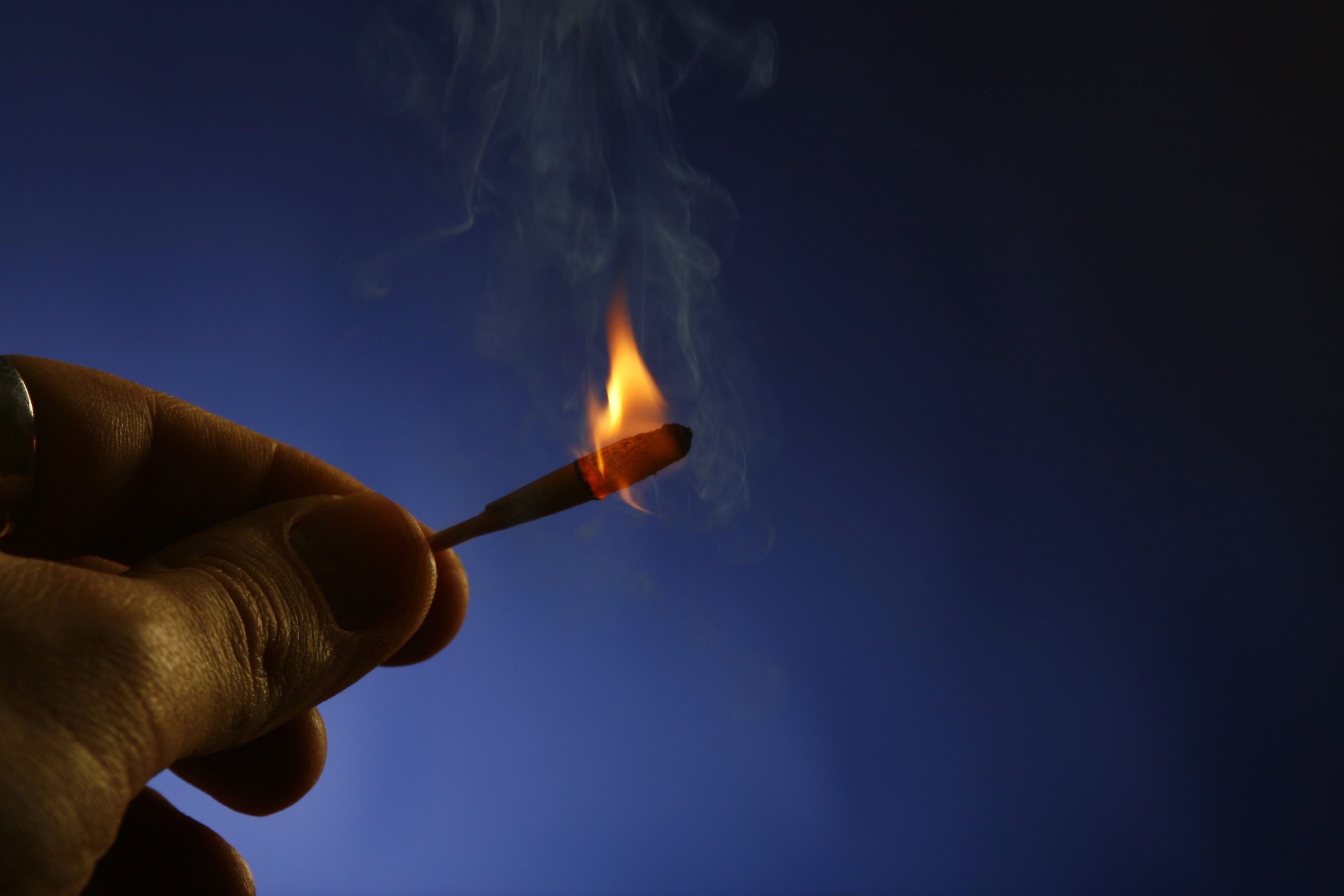 Woman arrested on suspicion of setting fire in Arouca