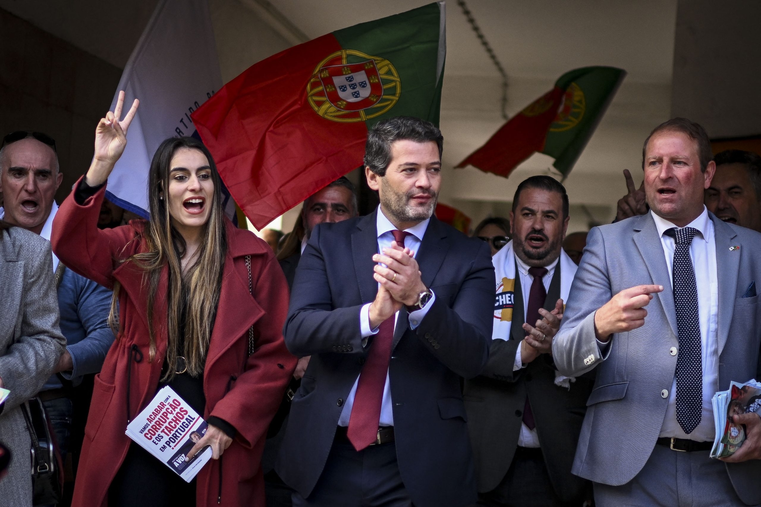 MP avança com inquérito a Ventura e Rita Matias por divulgação de nomes de crianças