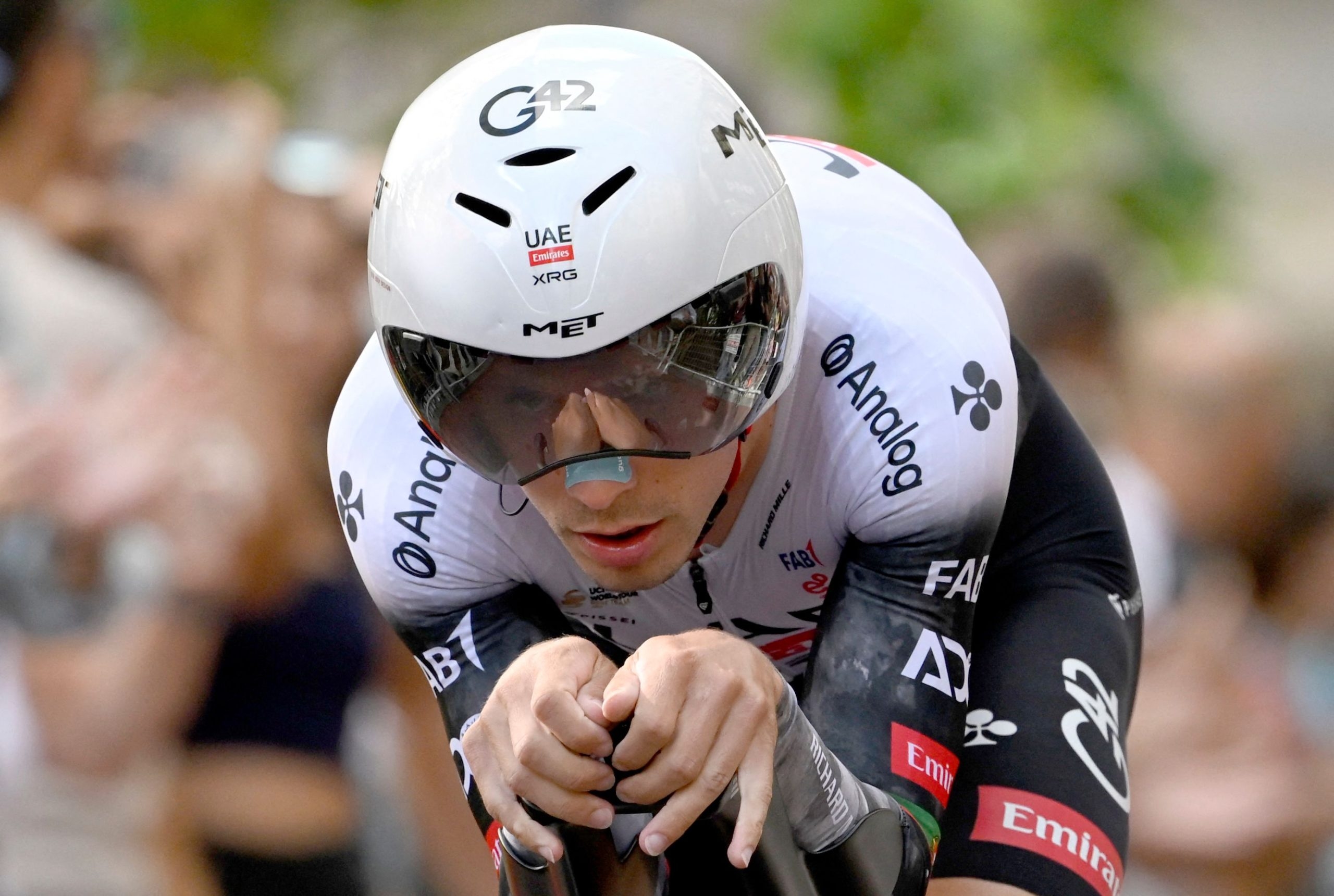 João Almeida closer to the Vuelta leader