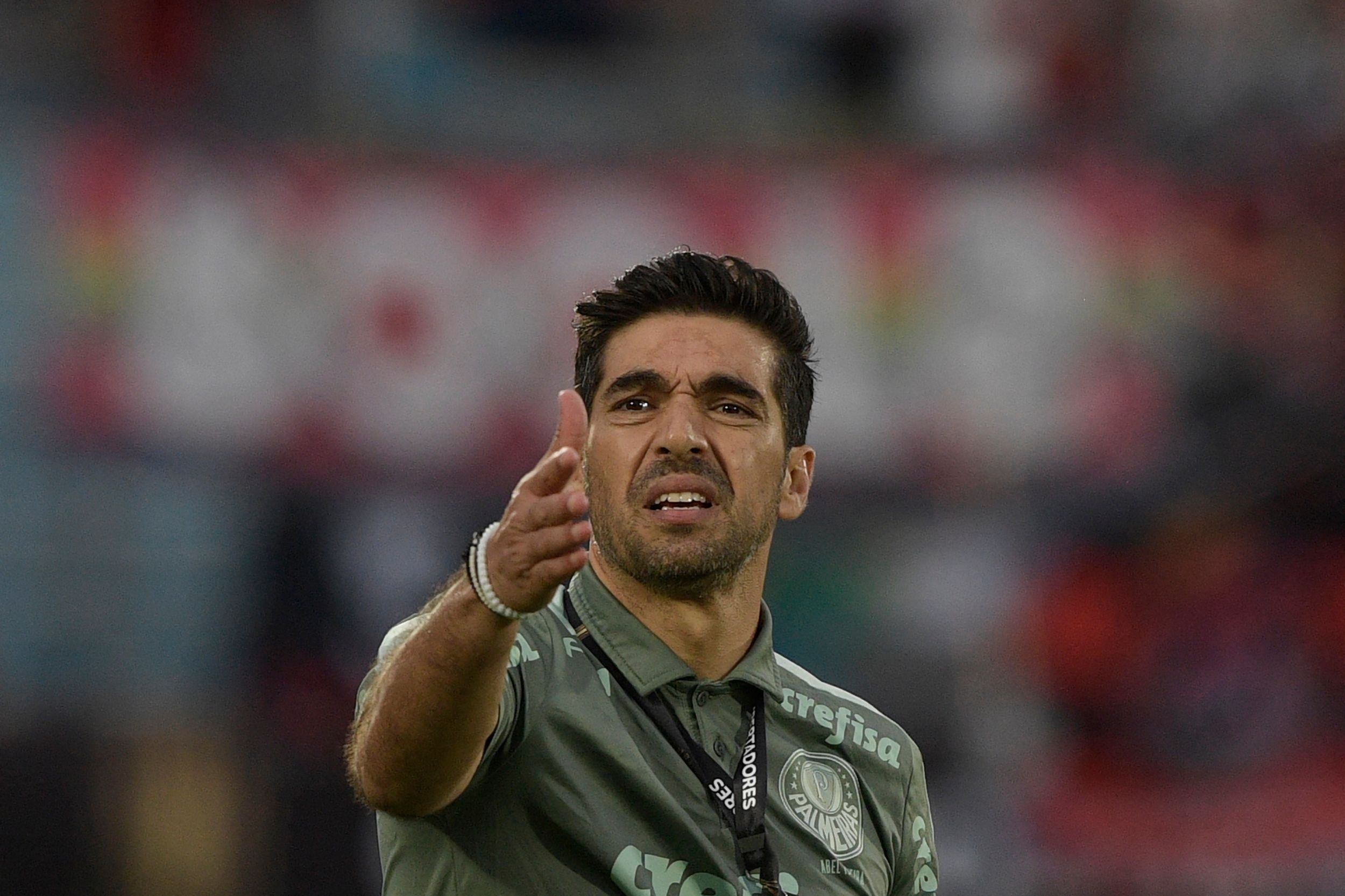 "Ik heb al telefoontjes ontvangen van clubs overal ter wereld." Abel Ferreira is "gekwetst" door de fans van Palmeiras.