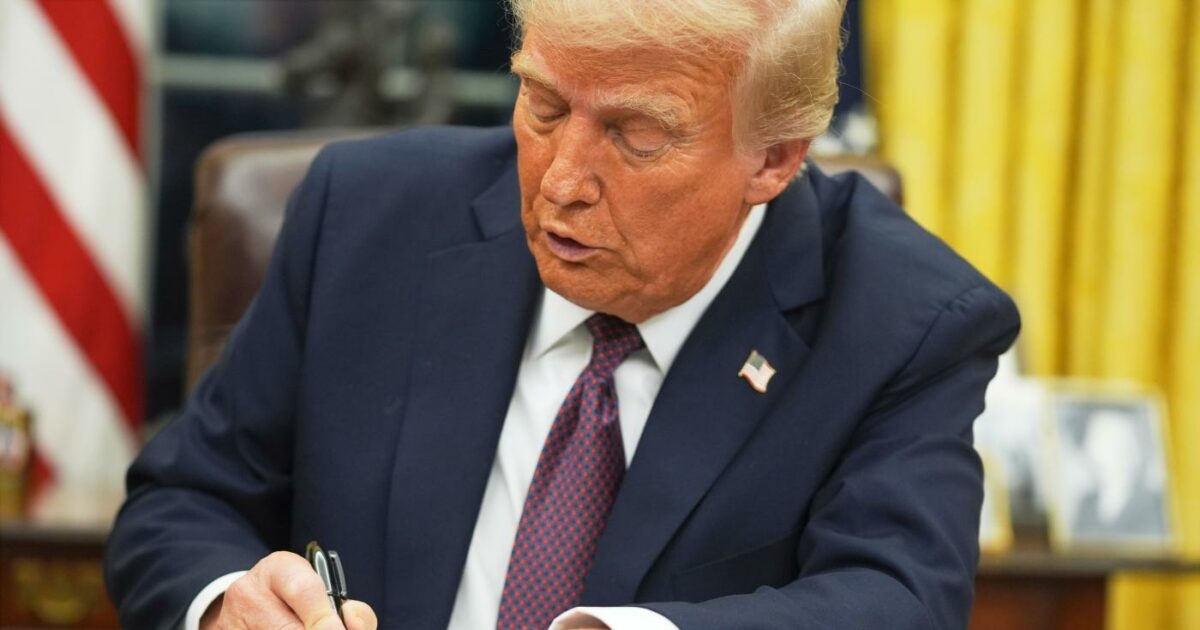 Trump impone aranceles del 35% a Canadá a partir del 1 de agosto. También está en camino una carta a la Unión Europea.
