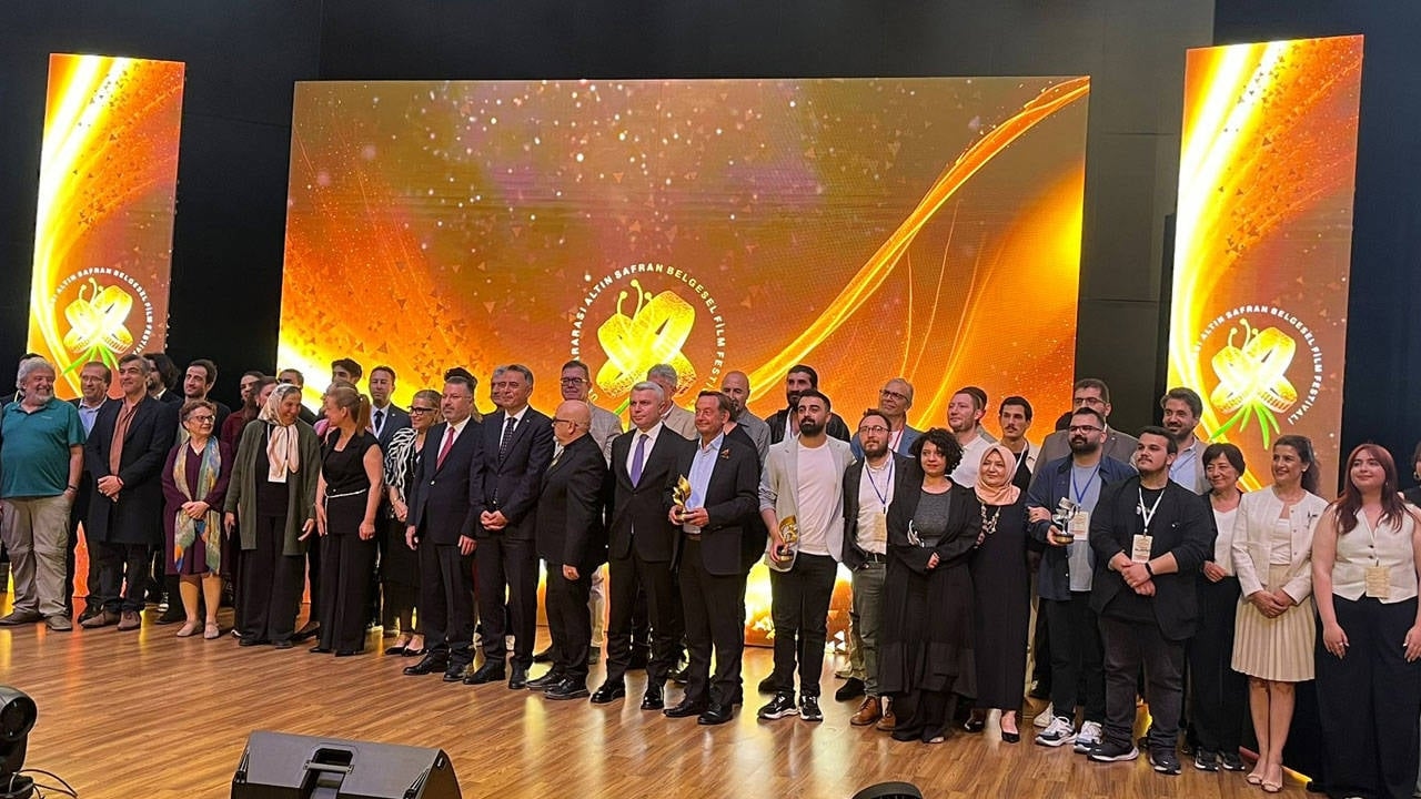Die Golden Saffron Awards haben ihre Besitzer gefunden