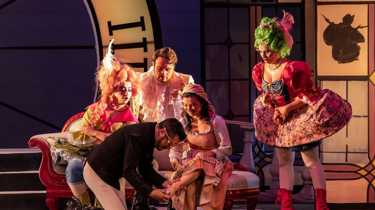 „Cinderella“ trifft junges Publikum