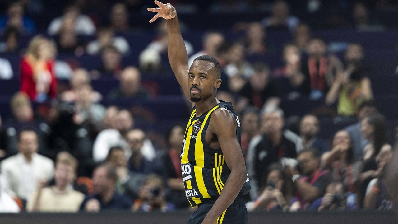 Hij bereikte de top van het basketbal op 37-jarige leeftijd