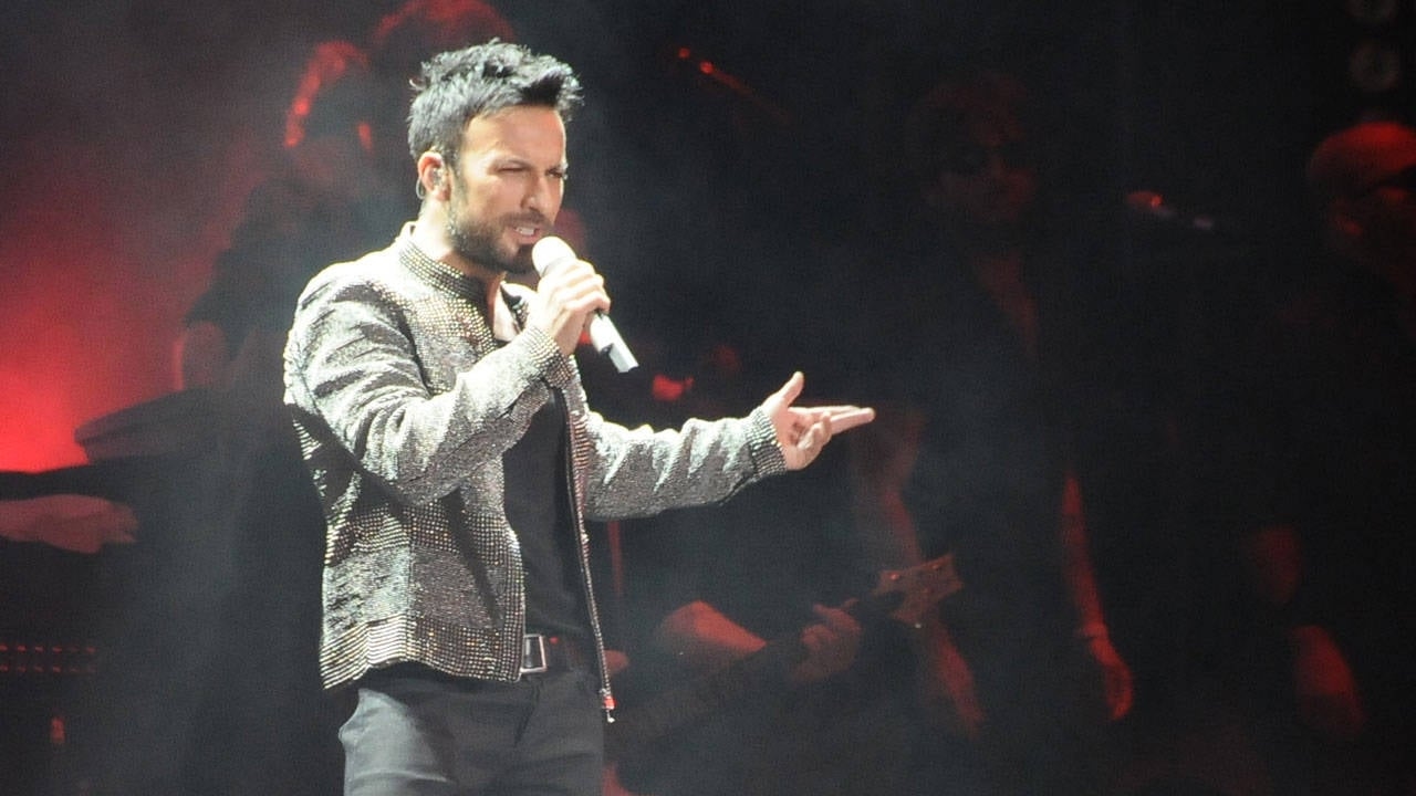 Tarkan setzt seine Europatournee fort