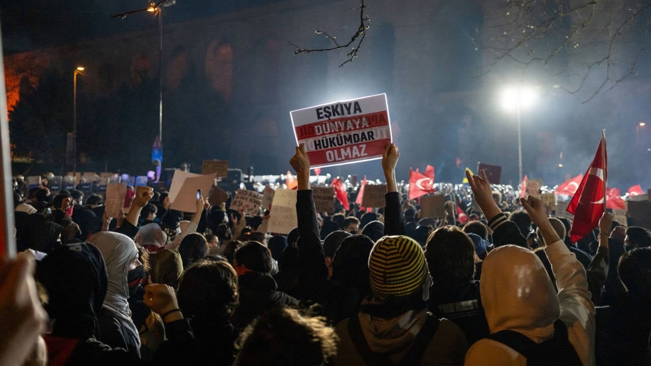 Die offiziellen Umfragen spiegelten die Auflösung