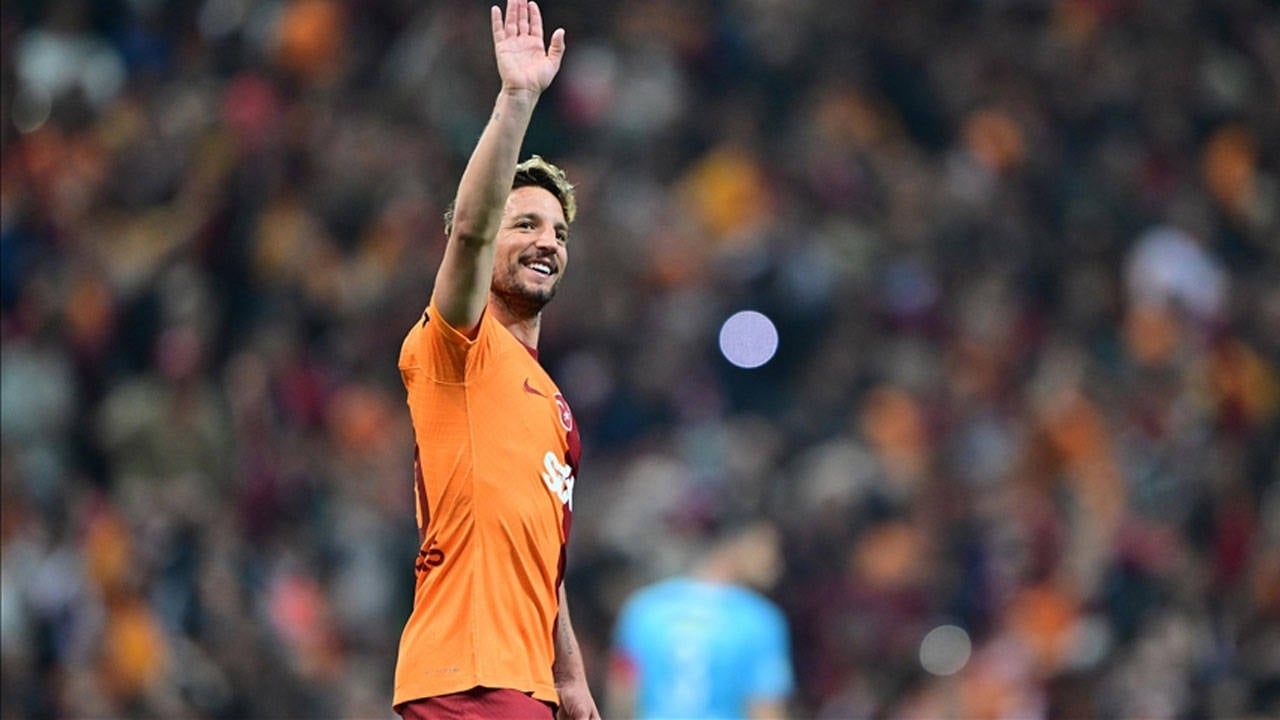 Dries Mertens besluit om afscheid te nemen van het voetbal